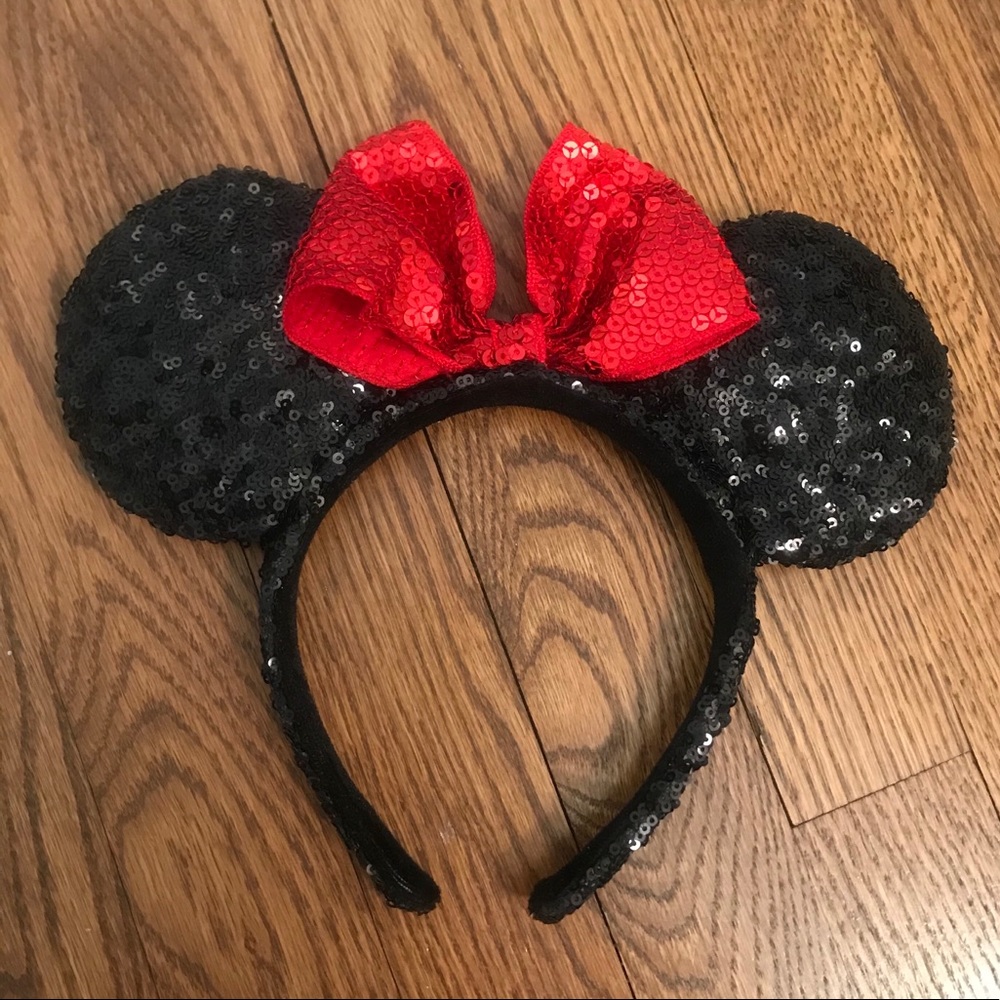 Minnie Mouse Sequin Ear Headband